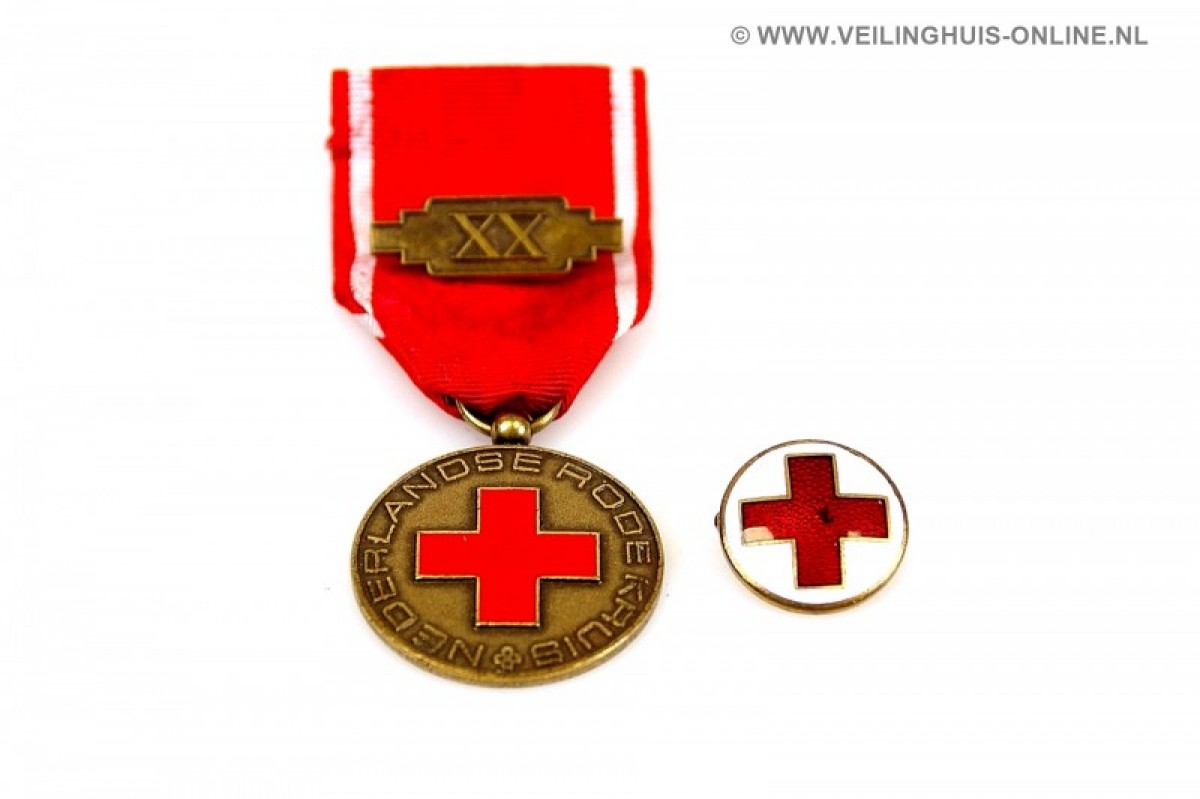 Veilinghuis-Online - kavel-details Medaille en rond speldje - Het ...