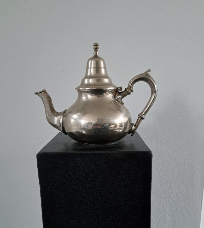 EDZARD Wasserkrug Santana, (Höhe 20 cm), für 1,25 Liter, edel versilbert