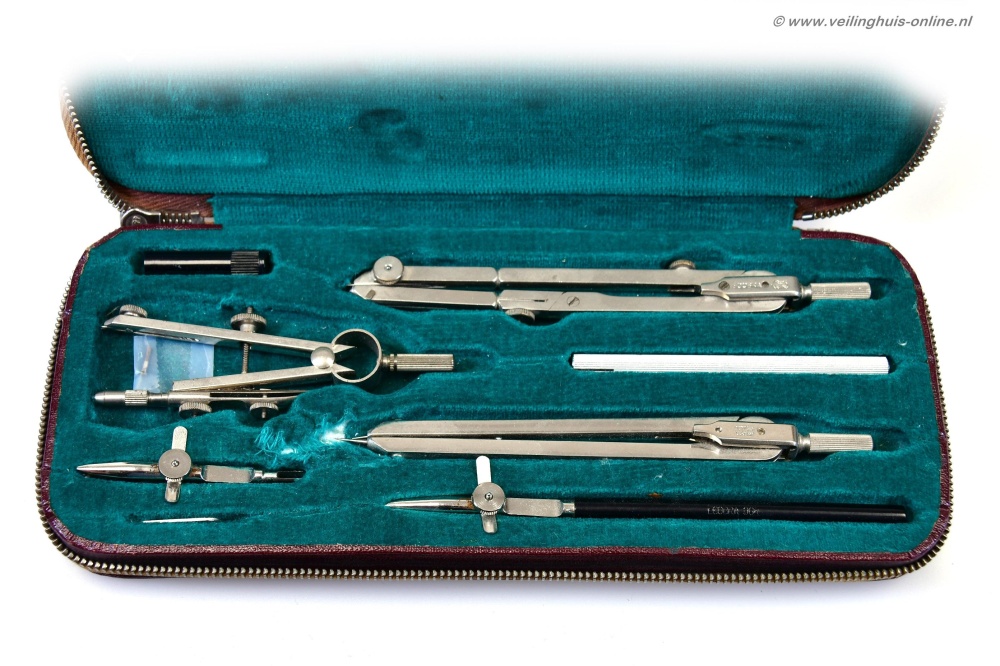 Veilinghuis-Online - kavel-details Vintage passerset